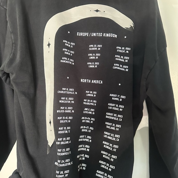 Zach Bryan Sweatshirt - Picture 3 of 4